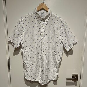 Brooks Brothers White Short-Sleeve Button-Down Shirt with Blue Micro Motif